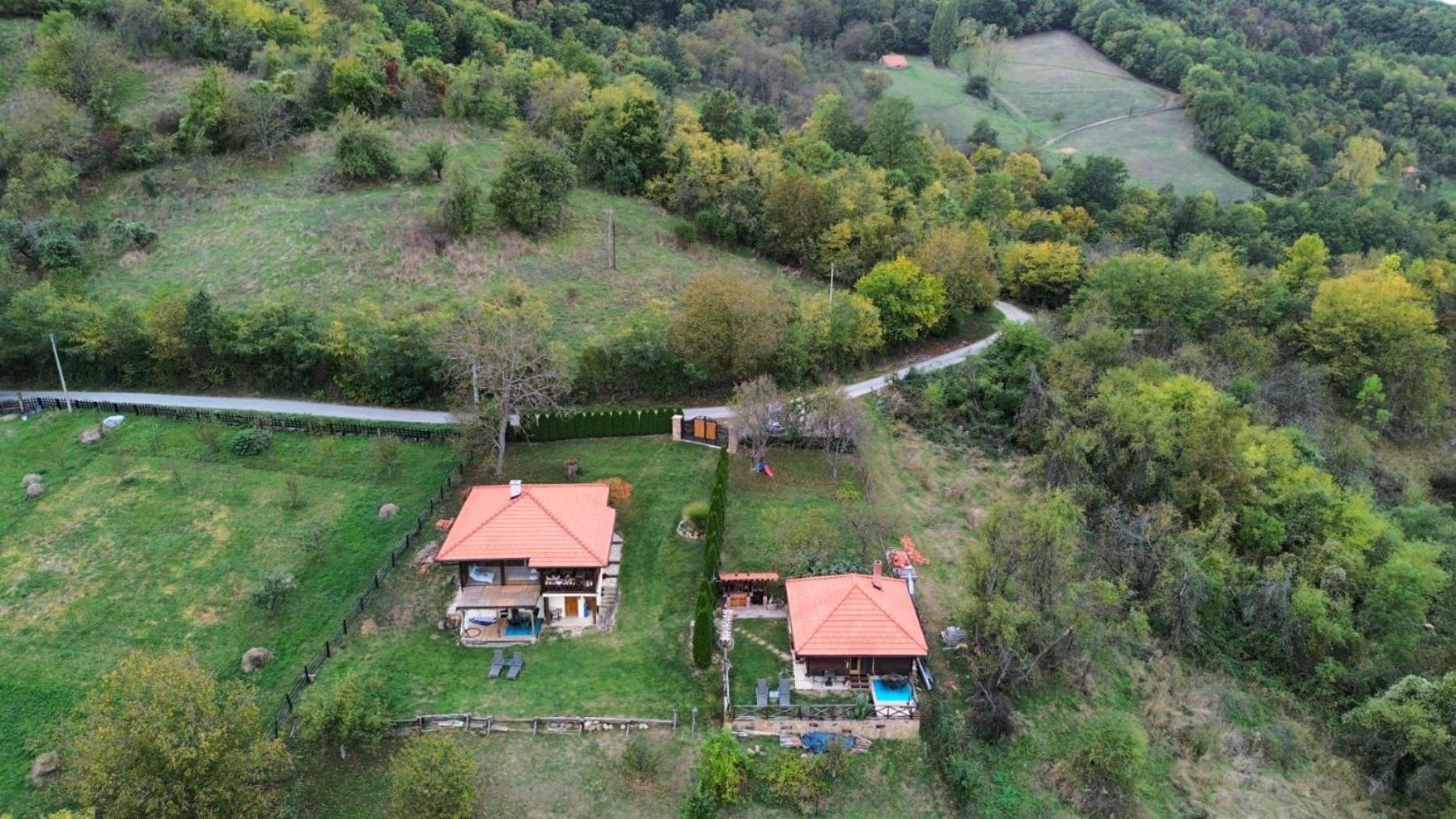 Apartmani Lunija Горни-Милановац Экстерьер фото